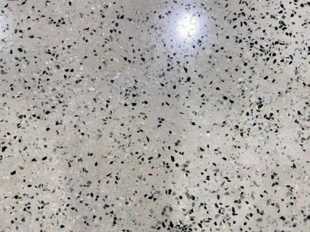 高強度（dù）快凝彩色麵層自流平